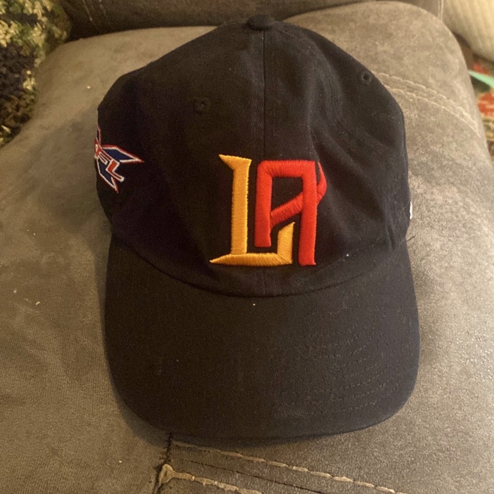 XFL LA Wildcats Baseball Cap w/strap Practically Brand New Never Worn Out NFL ML